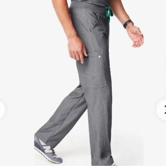 Figs Men’s Axim Cargo Scrub Pants Graphite Gray Size M - Picture 2 of 8